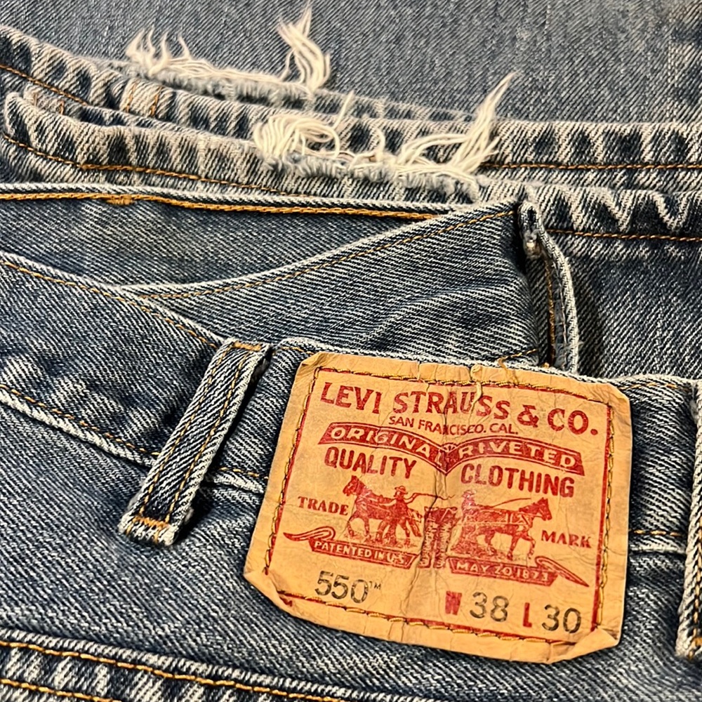 LEVI'S 550 Relaxed Fit Blue Jeans Size W38 x L30